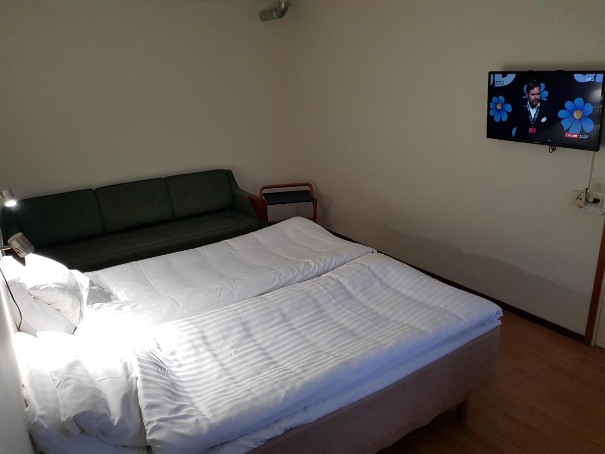 Bjoernforsens Turist & Konferenshotell, Naera Husum, Oernskoeldsvik Bjorna 外观 照片