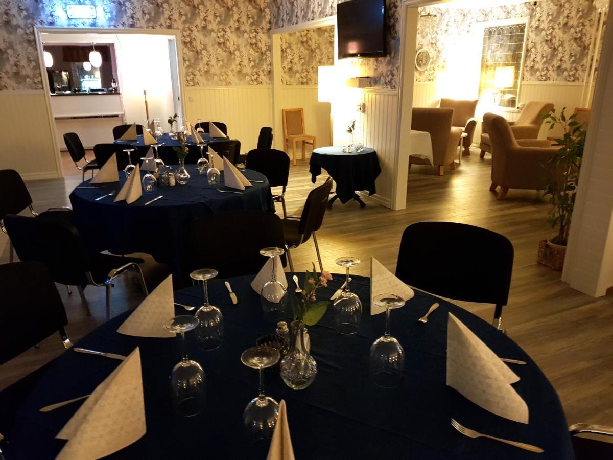 Bjoernforsens Turist & Konferenshotell, Naera Husum, Oernskoeldsvik Bjorna 外观 照片